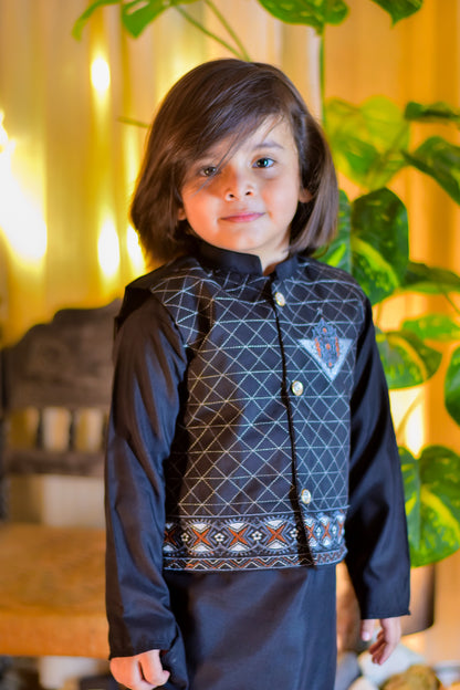 Kurta Suit with Geometric Embroidered Waistcoat Set